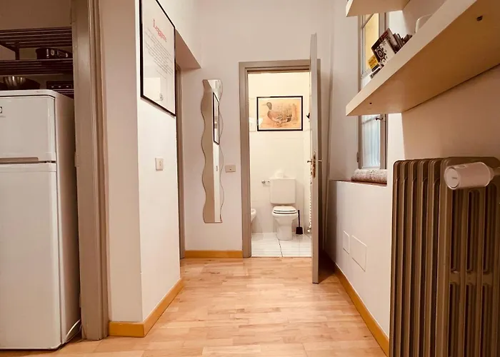 Melograno's House דירה