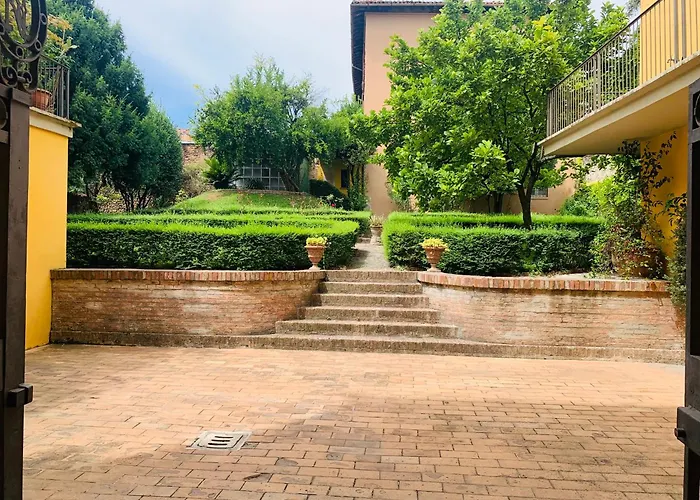 דירה Melograno's House